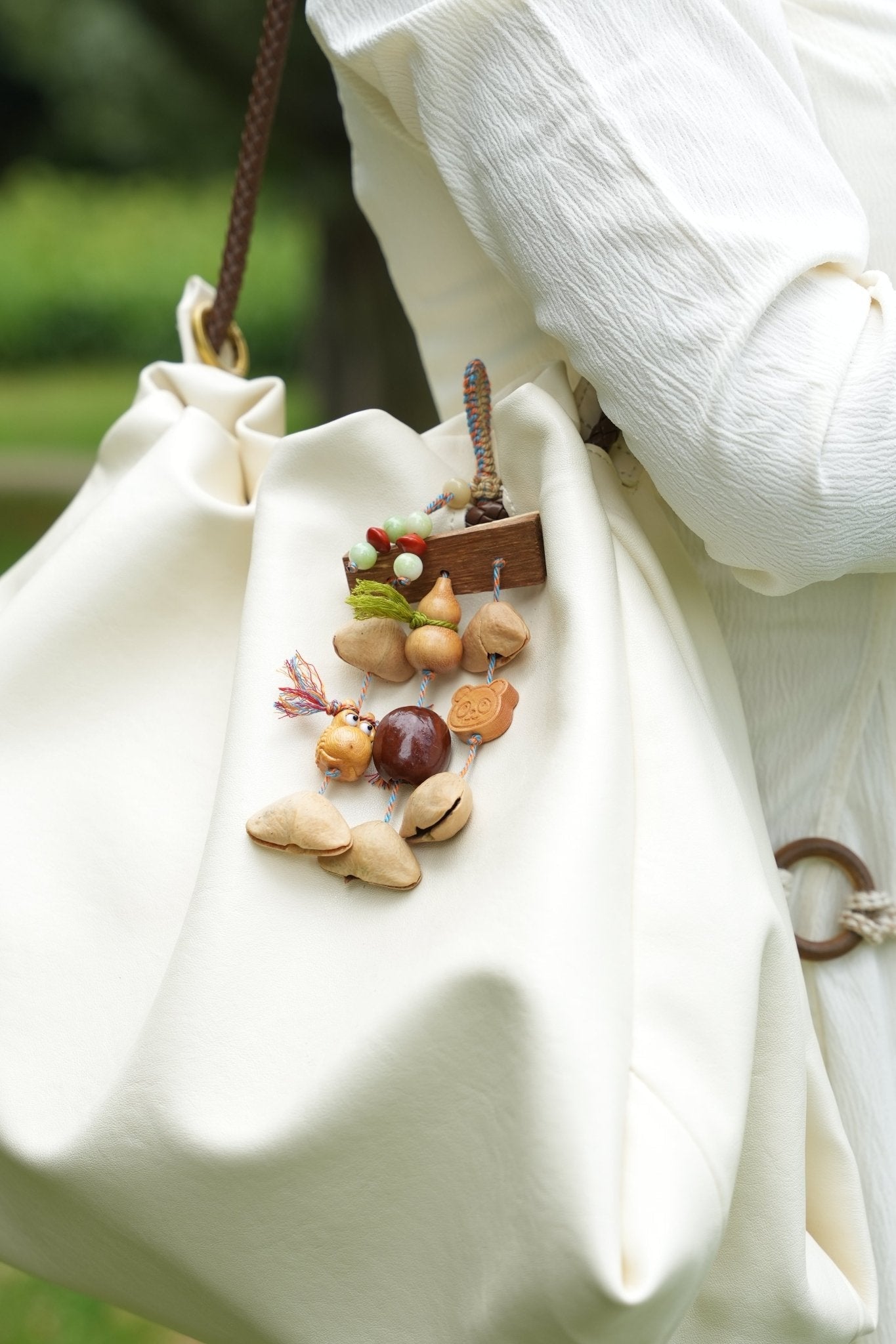 Bag Charms as Small Gifts: Why People Love Giving Them - Yunicrafts