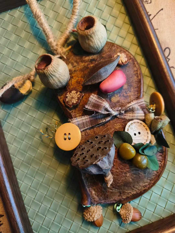 Handmade Entada Pod Ornament with Spinning Feature – Nature-Inspired Gift