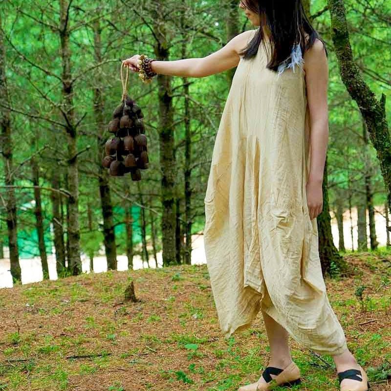 Hand Bell | Salin Water Bellwood Seed Shaker - Yunicrafts