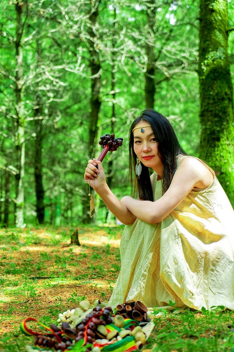 Handmade Pala Cardamom Seed Pod Wooden Handle Shaker – Rainforest Rhythm - Yunicrafts