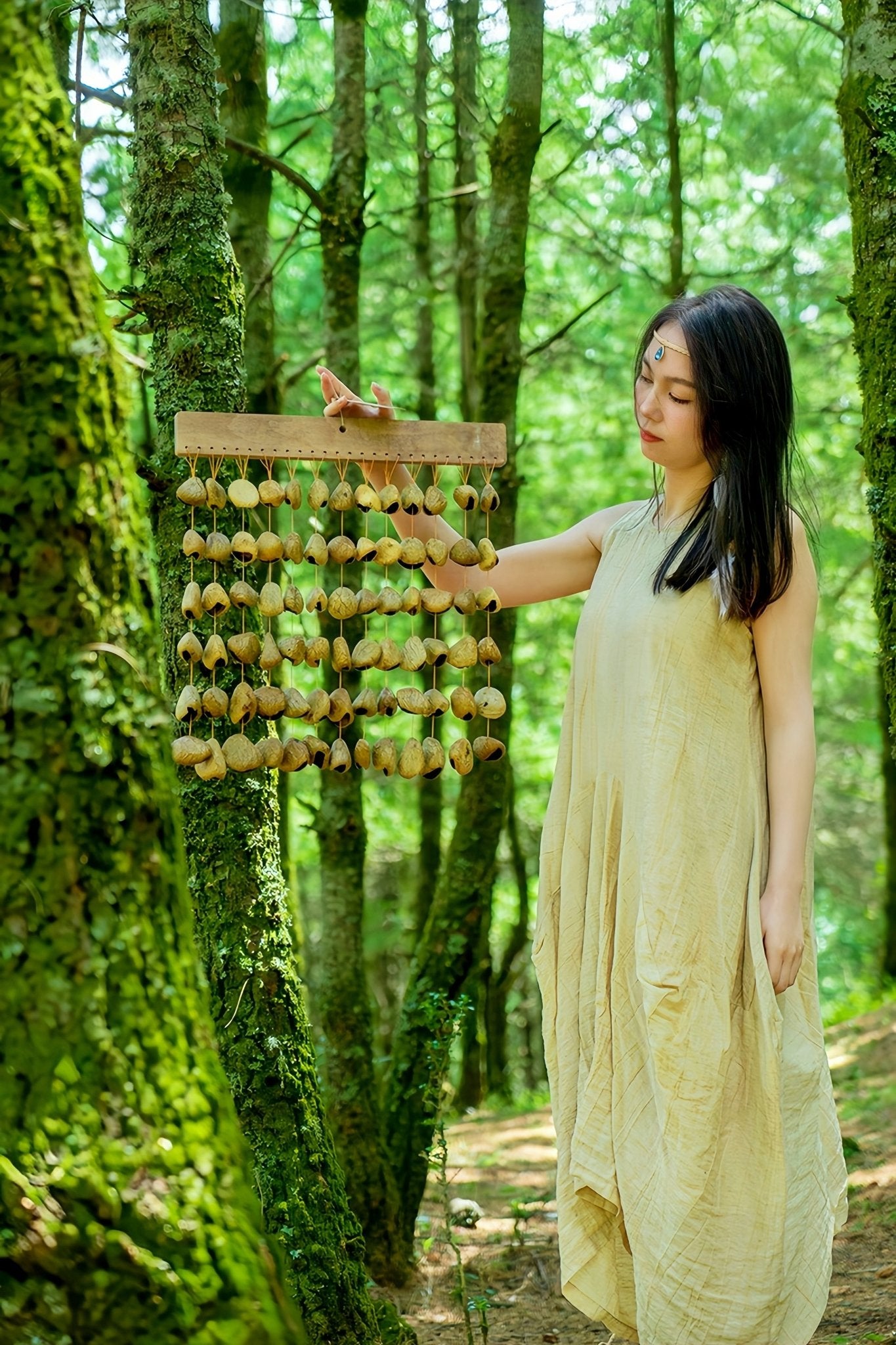 Handmade Panji Black Fruit Seed Shell Bar Wind Chime – Rainforest Sound Decor - Yunicrafts