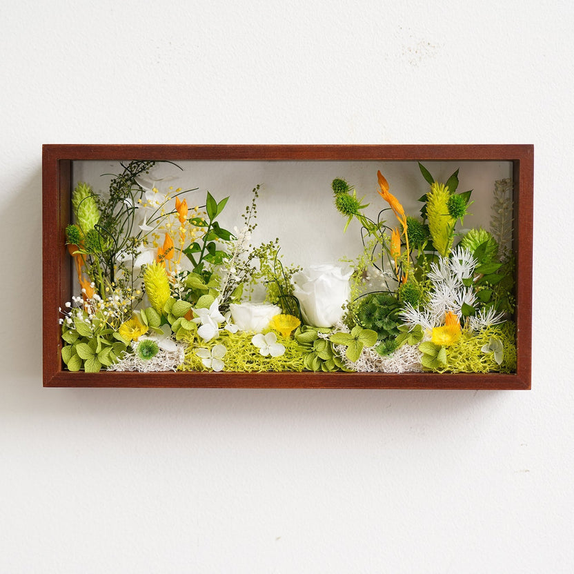 "The Landscape Garden" - Real Preserved Flower Shadow Box (Panoramic Desk Decor) - Yunicrafts