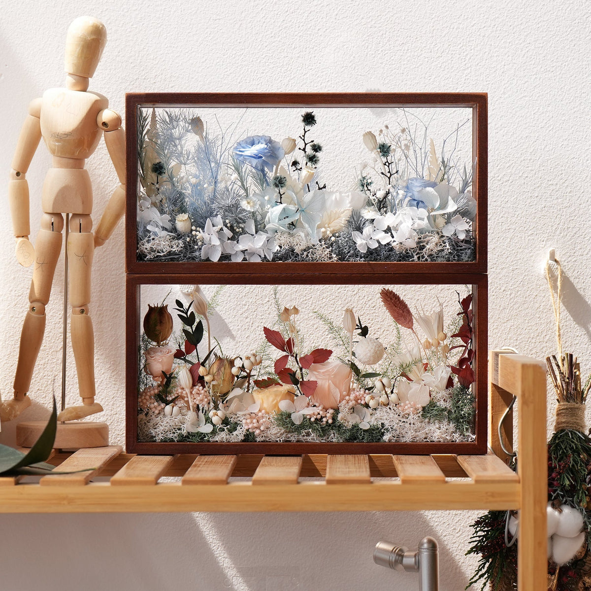 "Micro Landscape Frame" - Real Preserved Flower Mini Garden Shadow Box (Panoramic Desk Decor) - Yunicrafts