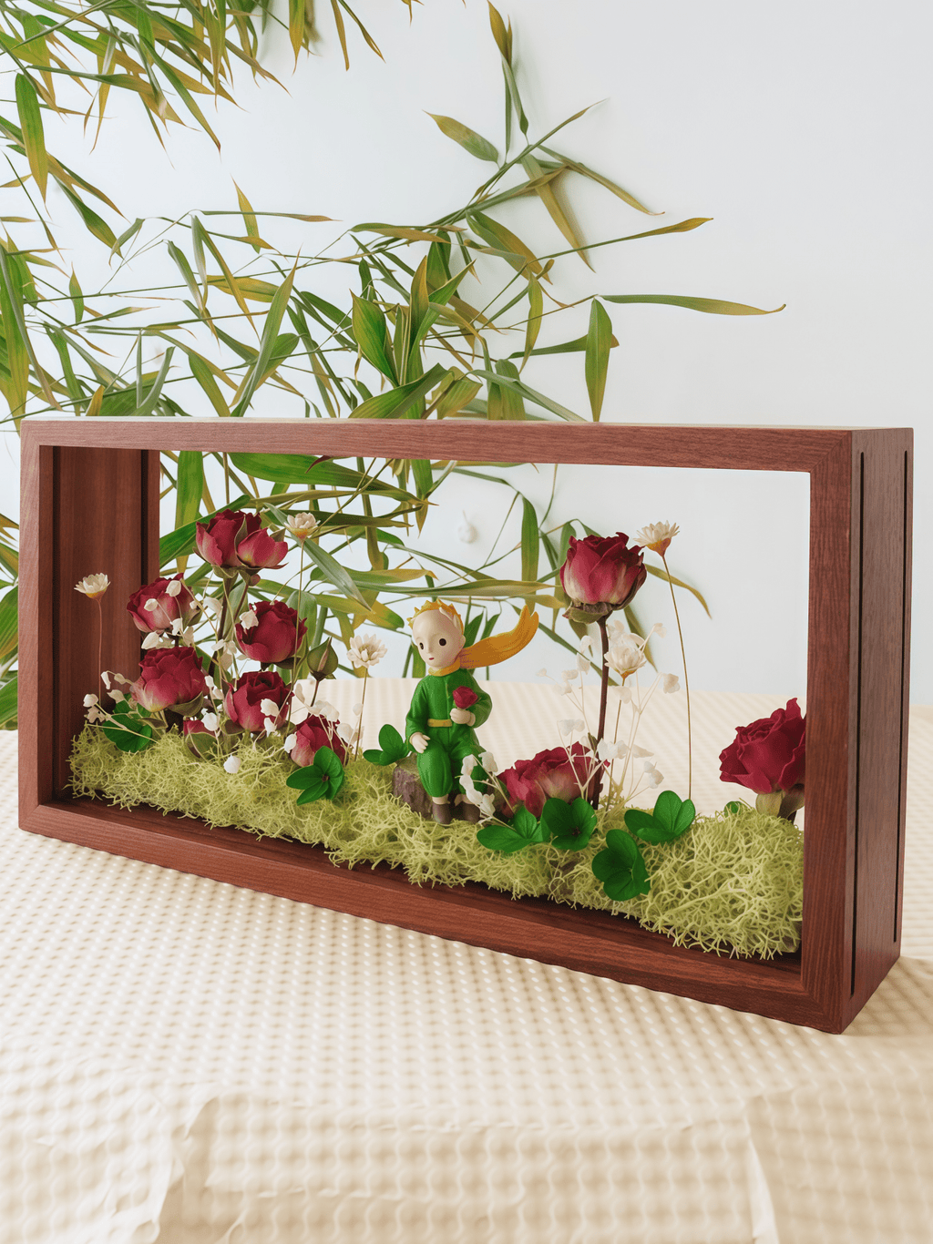 "My Unique Rose" - The Little Prince & Real Preserved Flower Shadow Box Art - Yunicrafts