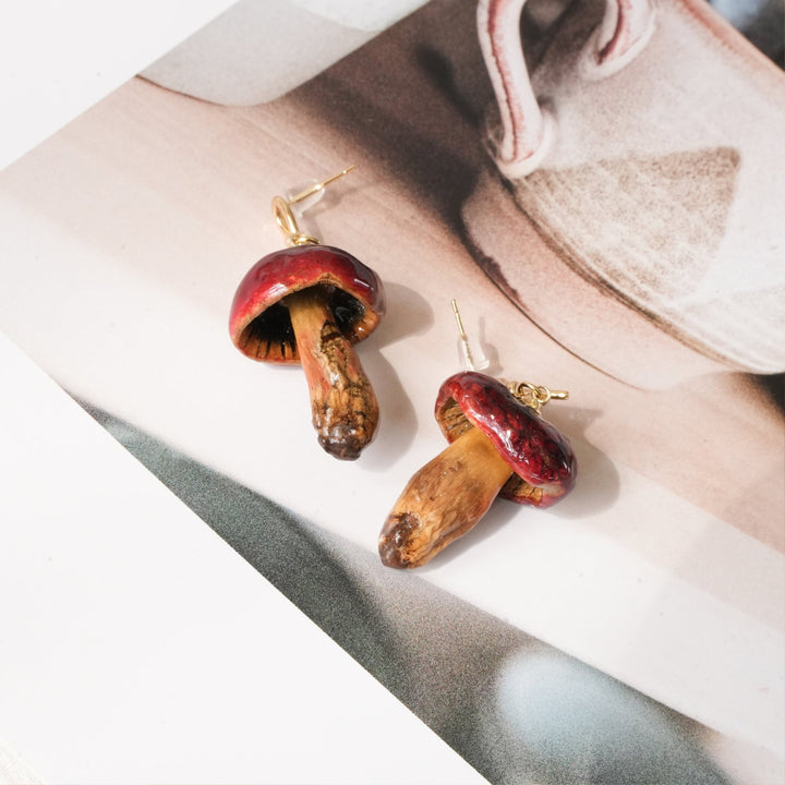 Real Golden Chanterelle Mushroom Earrings - Handcrafted Botanical Resin Jewelry - alternate image
