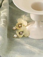 Real Viola Pansy Earrings with Pearl - "The Singing Garden" Pressed Flower Jewelry - Yunicrafts