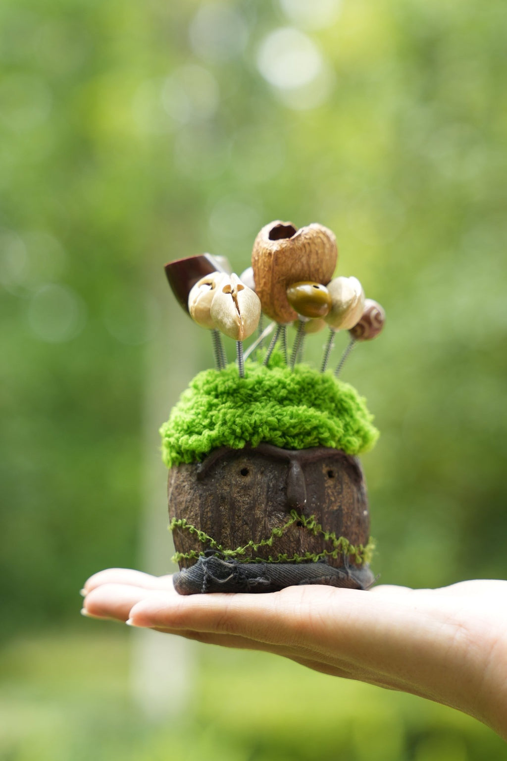 "The Ancient Stone Keeper" - Mossy Moai Totem Nut Shell Doll - Yunicrafts