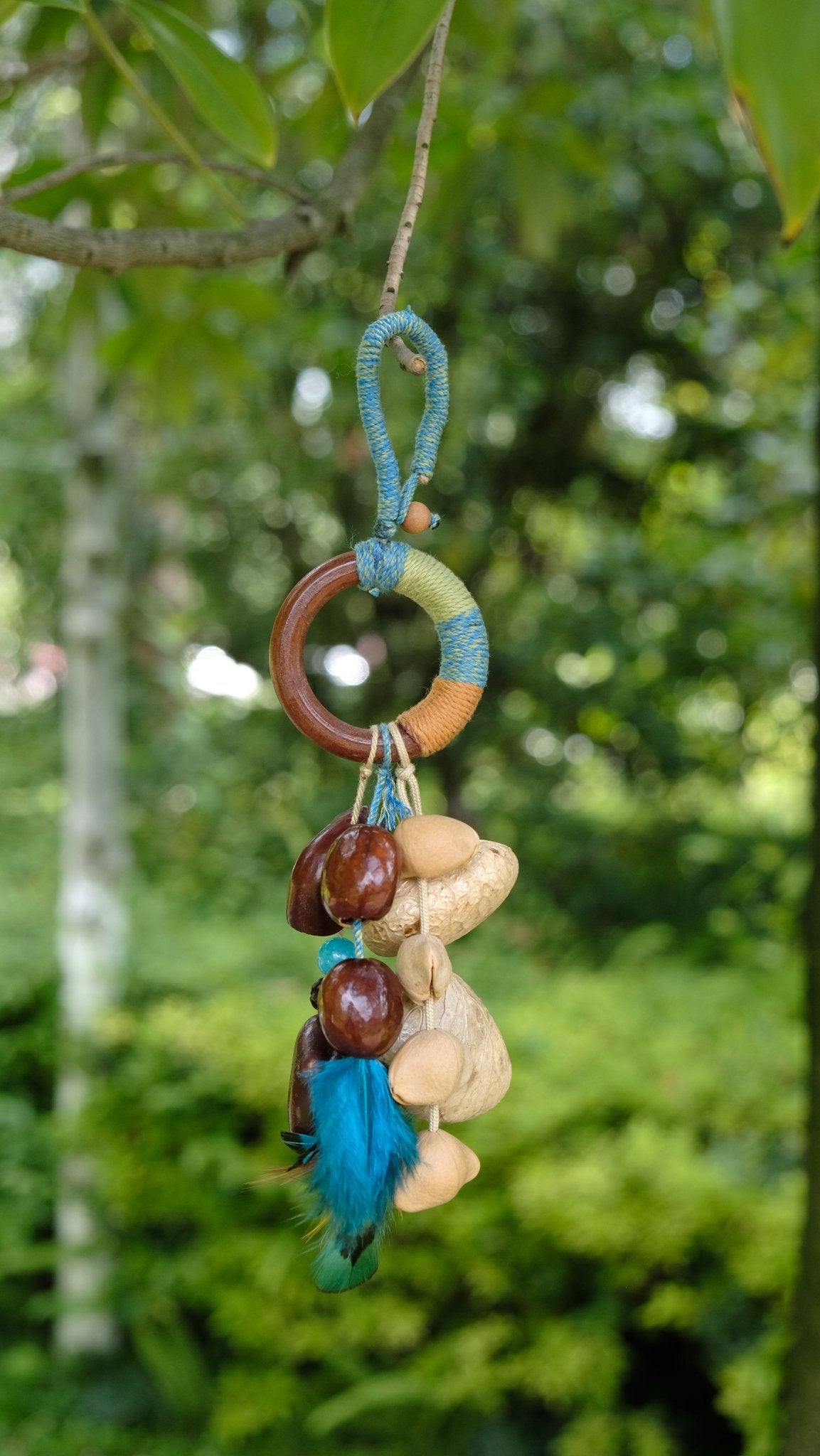 "The Azure Spirit" - Hand - Wrapped Wood Ring & Blue Feather Totem Charm - Yunicrafts