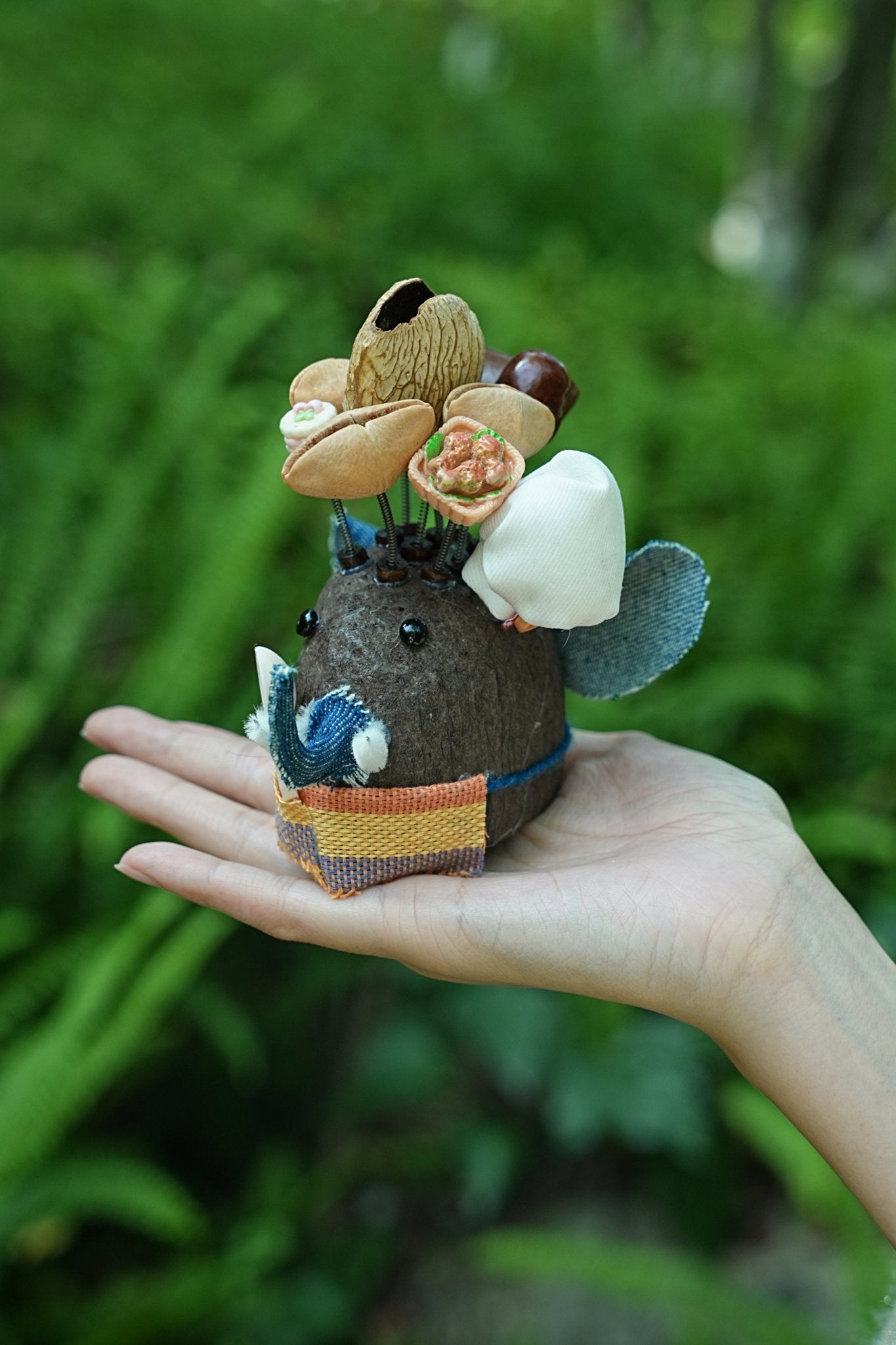 "The Feast King" - Nut Shell Elephant Doll with Snack Crown & Tiny Spoon - Yunicrafts