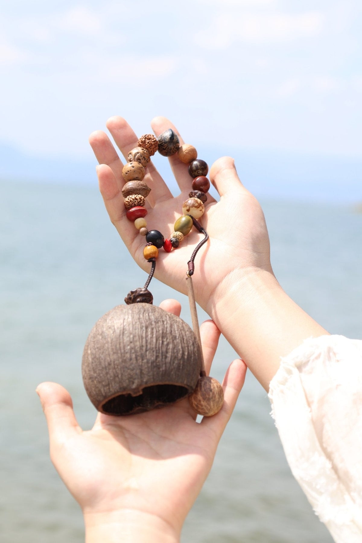 "The Forest Woodblock" Natural Seed Percussion - Yunicrafts