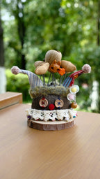 "The Happy Jester" - Nut Shell Clown Doll with Balloons & Fox Mask - Yunicrafts