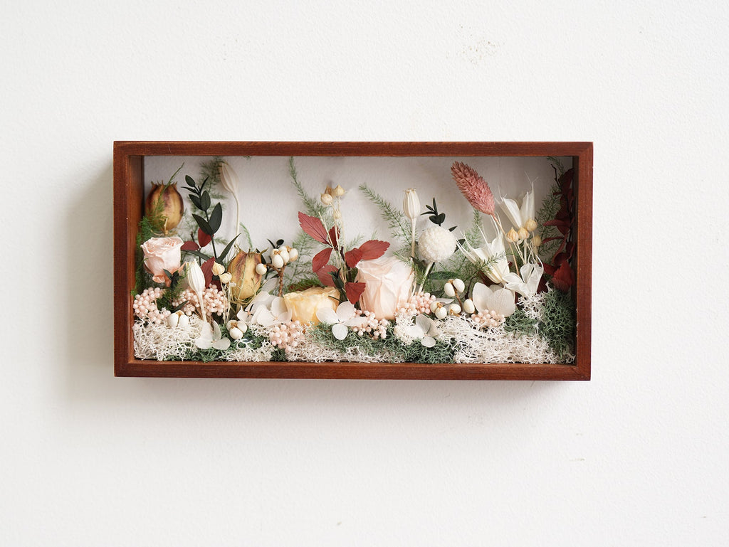 "The Landscape Garden" - Real Preserved Flower Shadow Box (Panoramic Desk Decor) - Yunicrafts