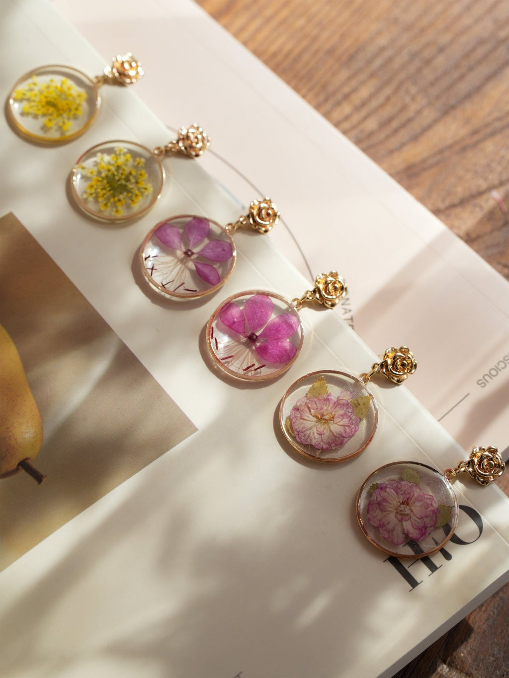 The Secret Garden" Pressed Flower Earring Sets - Sakura, Azalea & Lace Flower Bundles - Yunicrafts