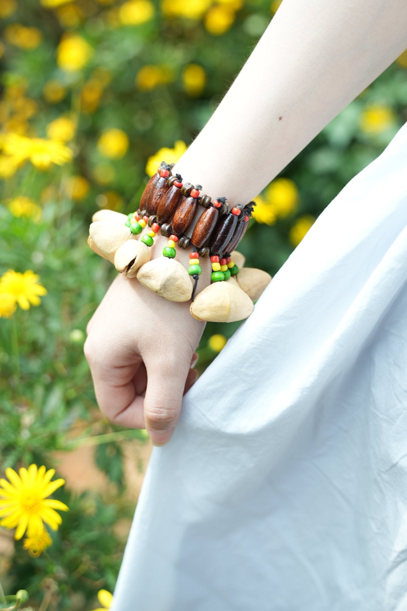 "The Tribal Dancer" - Handcrafted Nut Shell Rattle Bracelet - Yunicrafts