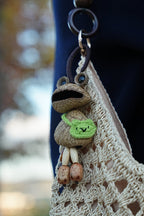 "The Wandering Frog" - Funny Big - Mouth Nut Shell Charm with Mini Knit Bag - Yunicrafts