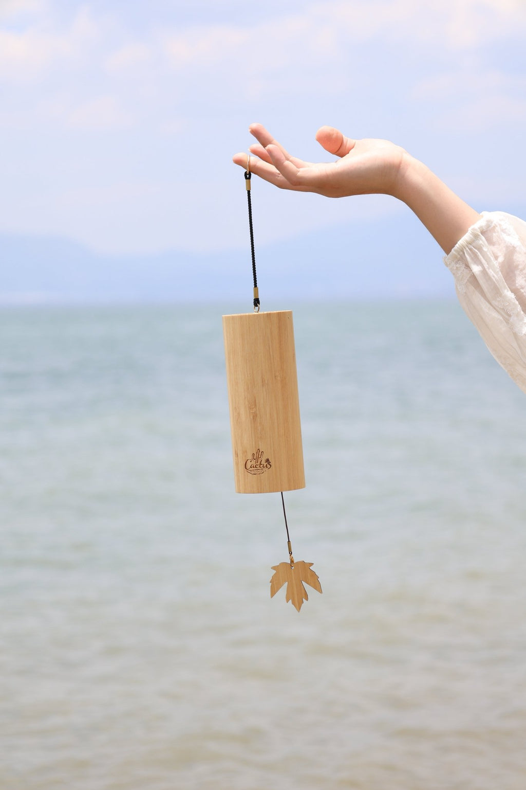 "The Zen Bamboo" - Handcrafted Natural Bamboo Wind Chime with Maple Leaf - Yunicrafts