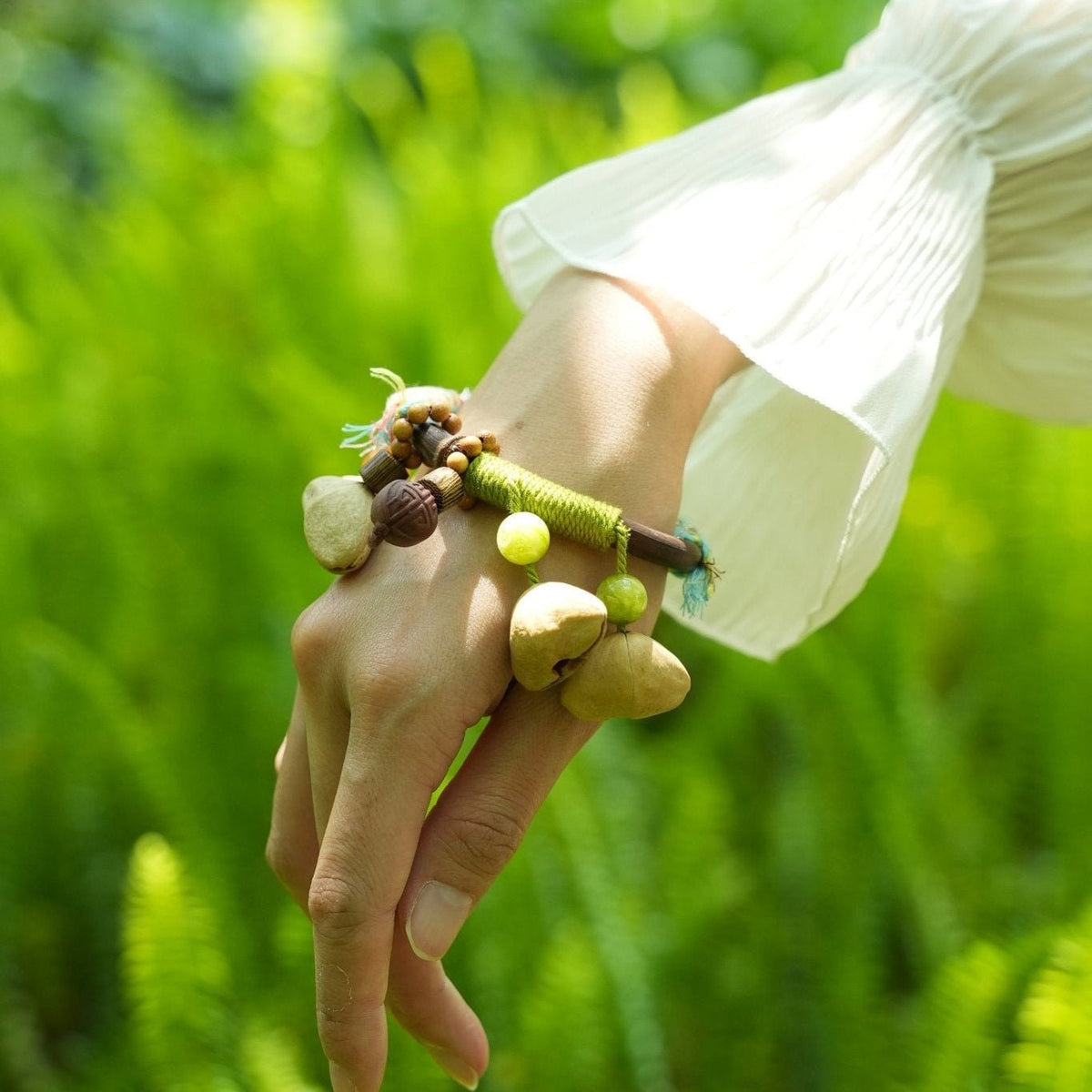 "Tribal Vine" Natural Branch Seed Bangle - Yunicrafts