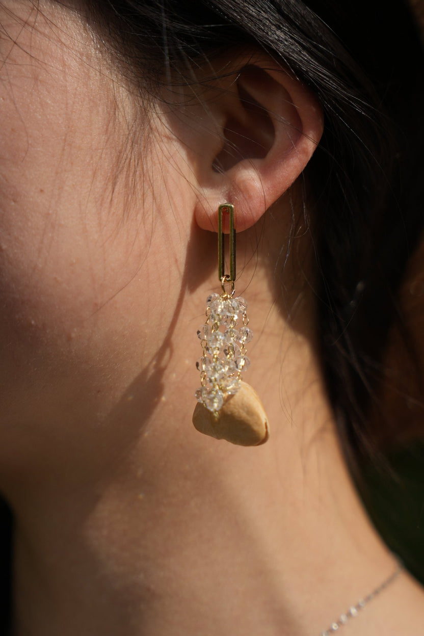 "The Morning Dew" - Brincos de semente natural e cristal cintilante - __Yunicrafts__