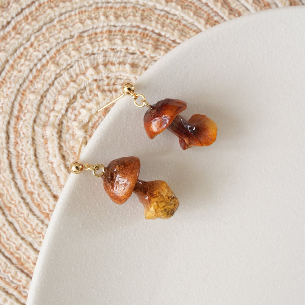 Real Golden Chanterelle Mushroom Earrings - Handcrafted Botanical Resin Jewelry - Yunicrafts
