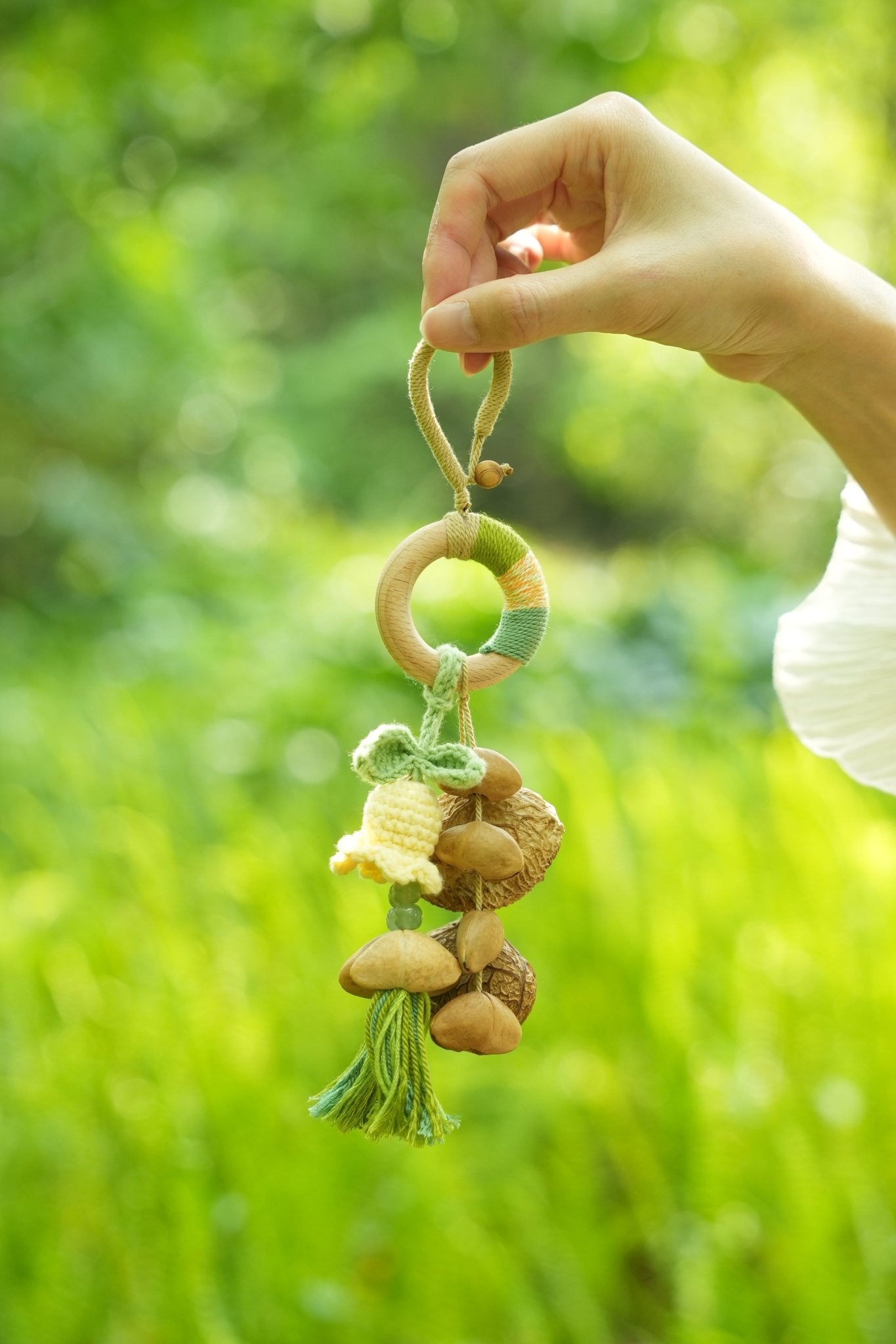 "The Spring Blossom Hoop" - Yarn - Wrapped Wood Ring Charm with Crocheted Flower & Seeds - Yunicrafts